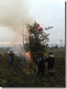 点火は子供たちが行いました