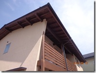 相変わらずの深い軒