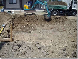 ←掘って掘って掘りまくる！