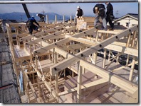 一間ピッチの登り梁