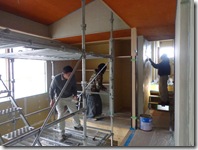 テキパキと動いております