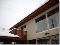 白い帽子をかぶった自邸