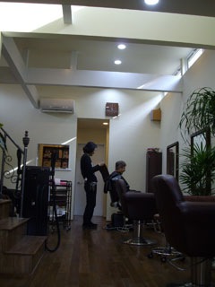 天井の高さに変化を付けたカットスペース